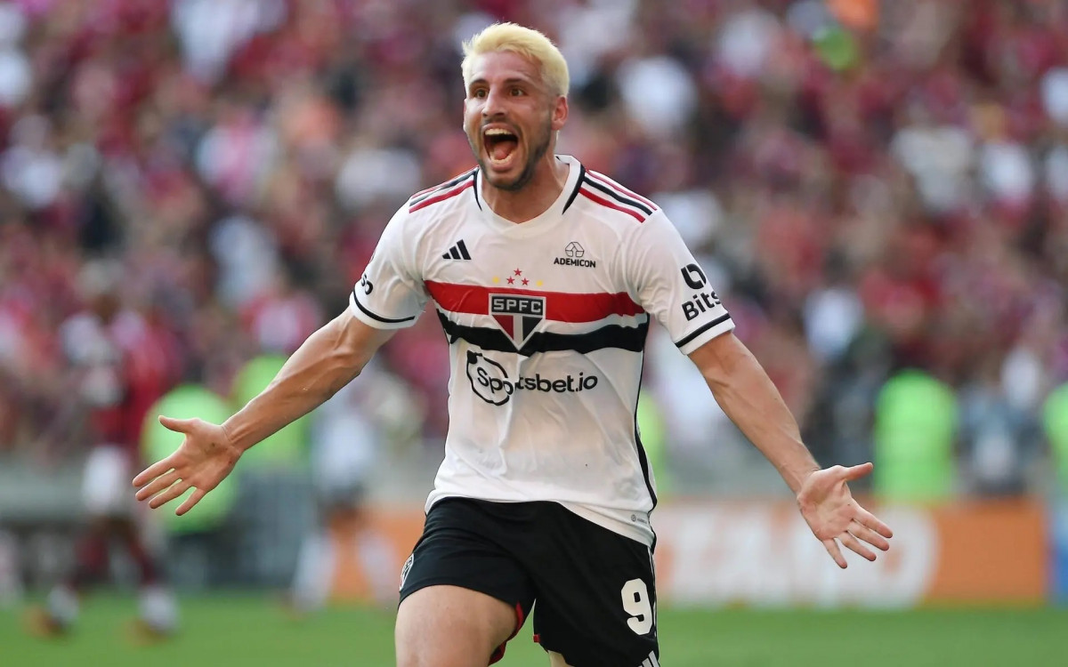 De saída? Calleri recebe proposta tentadora para deixar o São Paulo em 2023