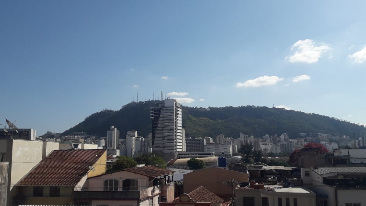 Sol forte permanecerá nos próximos dias, mesmo com o afastamento da onda de calor 