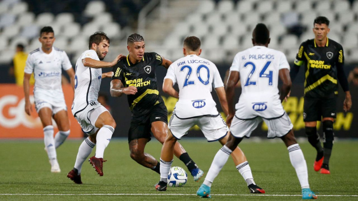 Bahia empata com o Cruzeiro e chega ao 6º jogo sem vencer no