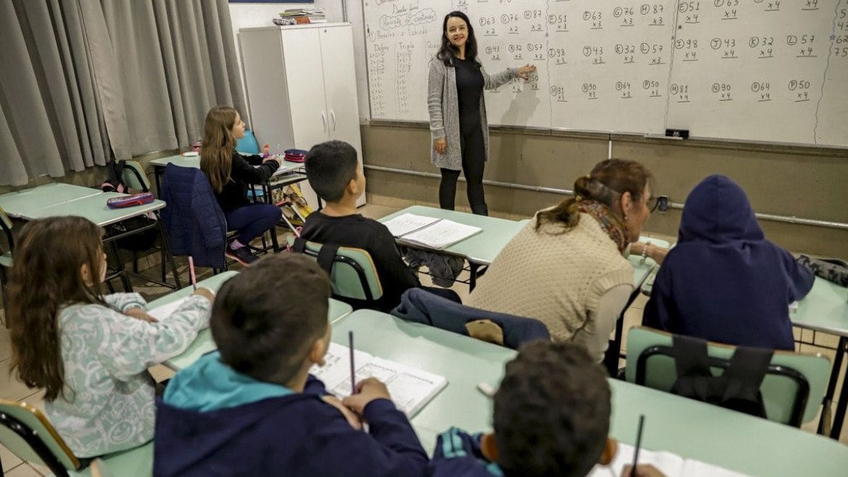 Pé-de-Meia: pagamento a estudantes começa nesta segunda-feira