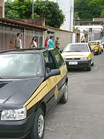 carros de 
auto-escola