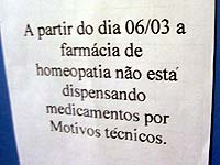 Foto do aviso na Farm?cia de Homeopatia do SUS