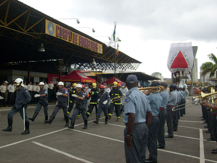 Solenidade cívico-militar