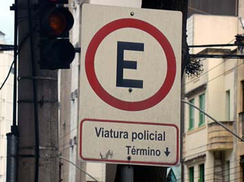 Foto de placa indicativa