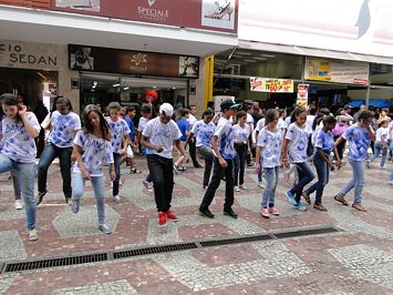 Dança no Calçadão