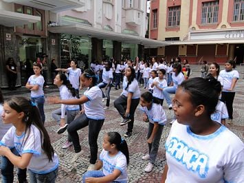 Dança no Calçadão