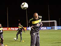 ?ltimo treino da sele??o antes da estreia na Copa