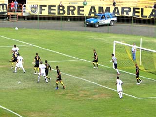 Jogadores do Tupi e Itumbiara