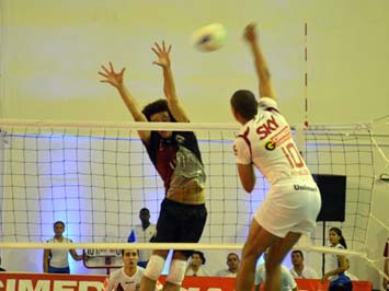 Jogo de vôlei UFJF x Florianópolis