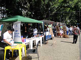 Barracas no Parque Halfeld 