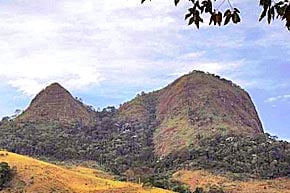 Foto da Serra dos Caramonos