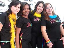 foto uniforme preparado para a festa rainbow